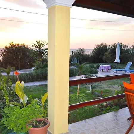 Beachfront Vacation Eftichia Dom wakacyjny Agios Gordios (Corfu)