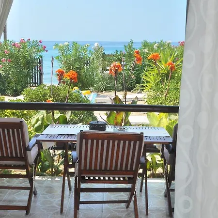 Dom wakacyjny Beachfront Vacation Eftichia *