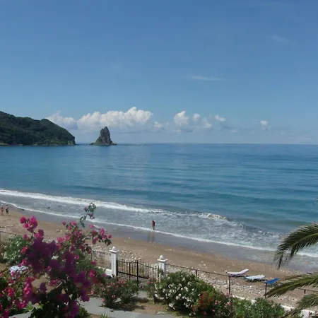 Beachfront Vacation Eftichia Dom wakacyjny *