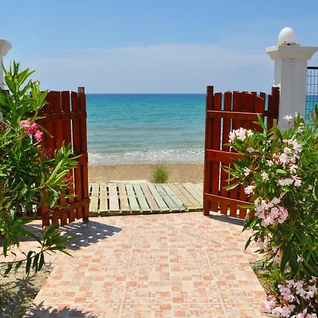 Beachfront Vacation Eftichia Agios Gordios (Corfu)